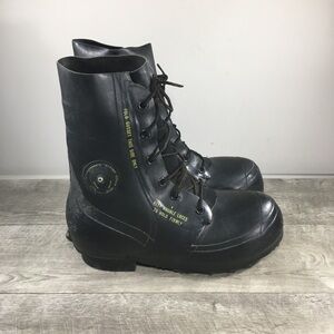 Vintage Mickey Mouse Bunny Arctic Extreme Cold Weather Military Boots Size 9 R
